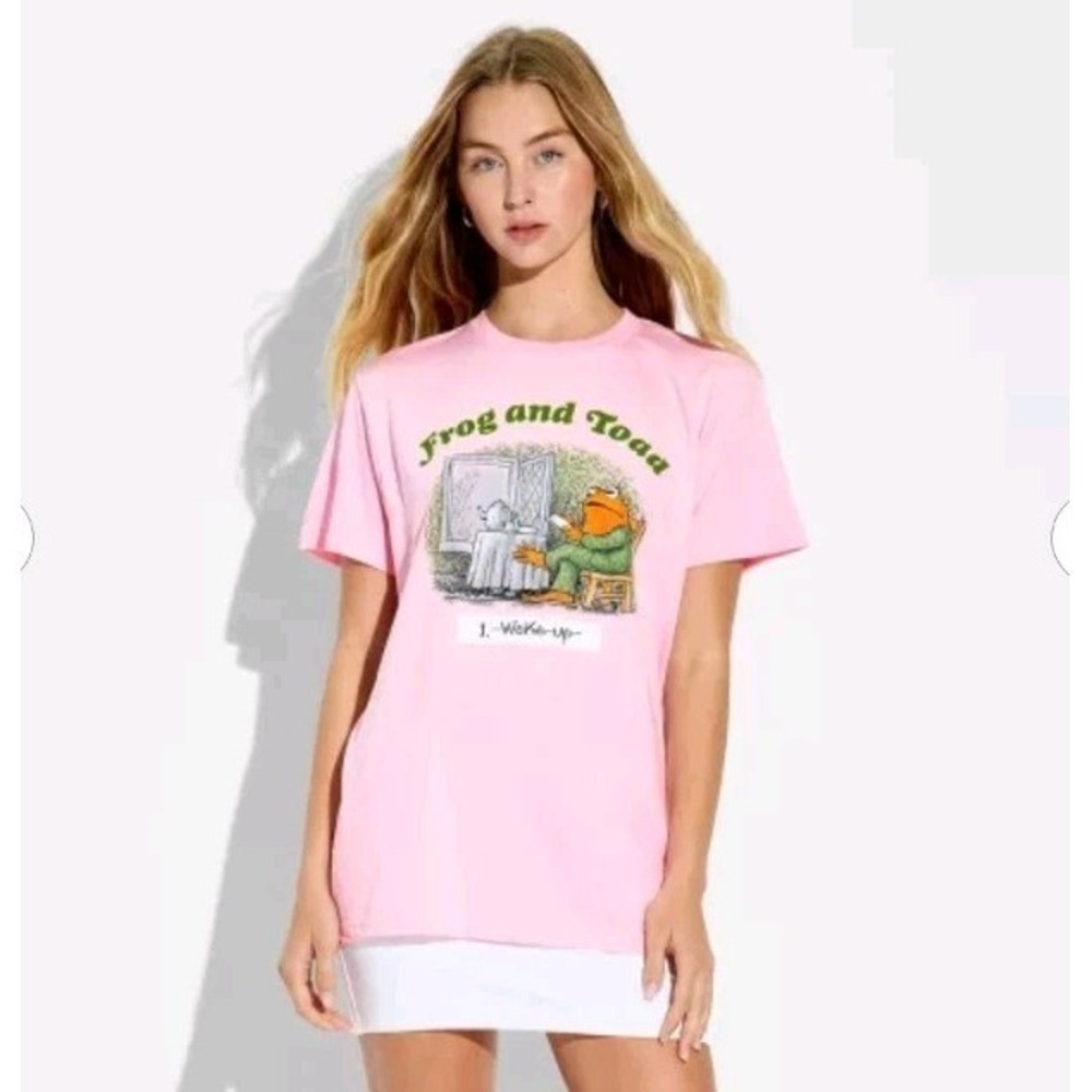 Women's Frog & Toad Wake Up Pink Graphic T-Shirt